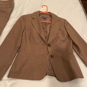 Ann Taylor suit. Margo pants - all size 8 and in EUC